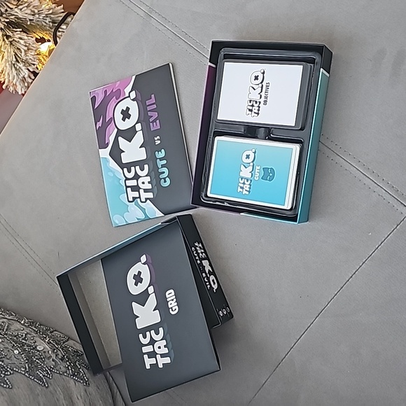 TIC TAC K.O. Cute vs Evil Game - Picture 3 of 3